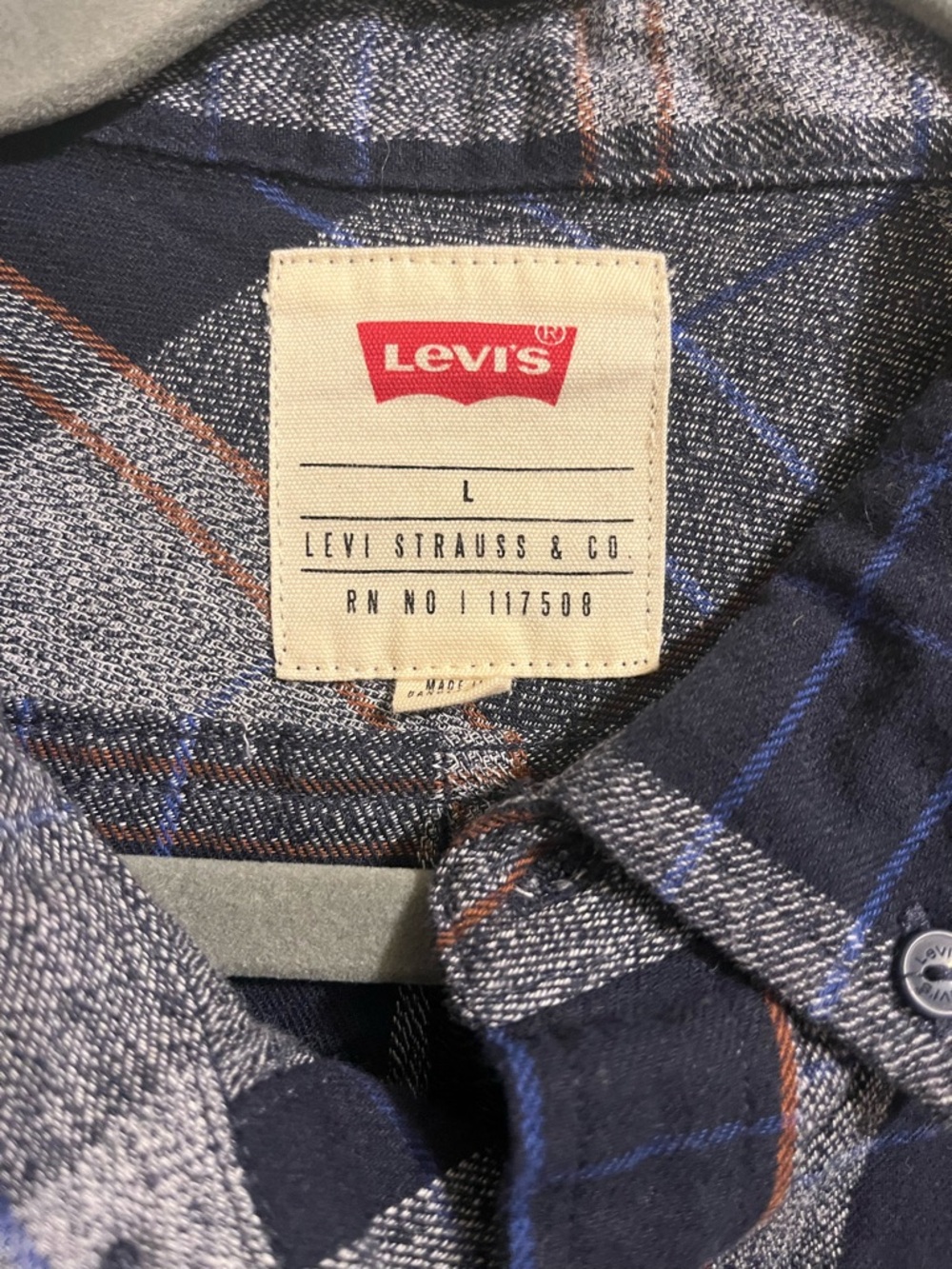 Levi's Men's Blue and Gray Plaid Button-Down Shirt - Picture 3 of 3